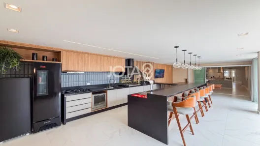 Casa com 5 Quartos para alugar, 331m² no Bairro Alto, Curitiba