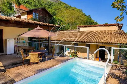 Casa com 4 Quartos para alugar, 300m² no Comunidade Urbana de Jaboti, Guarapari