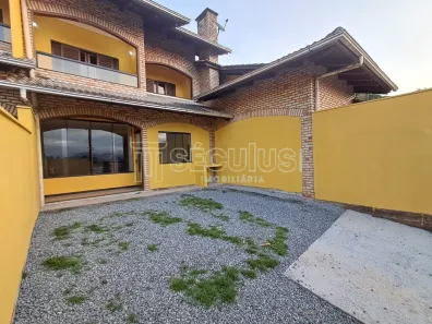 Casa com 3 Quartos para alugar, 110m² no Barra do Rio Molha, Jaraguá do Sul