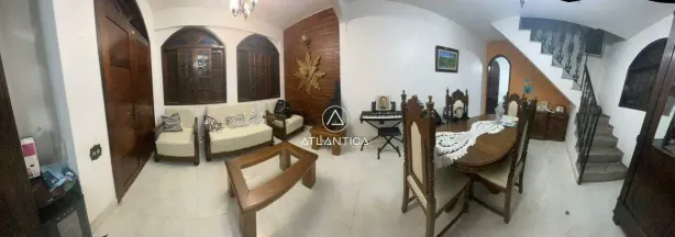 Casa com 7 Quartos para alugar, 180m² no Imbetiba, Macaé