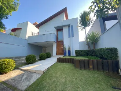 Casa de Condomínio com 3 Quartos à venda, 260m² no Vila Oliveira, Mogi das Cruzes