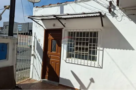 Casa com 1 Quarto para alugar, 60m² no Parque Peruche, São Paulo