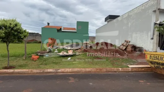 Lote/Terreno à venda, 250m² no Residencial Samambaia, São Carlos