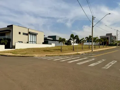 Lote/Terreno à venda, 466m² no Samambaia Parque Residencial, Bauru