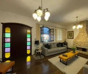 Casa com 7 Quartos para alugar, 500m² no Santa Lúcia, Belo Horizonte