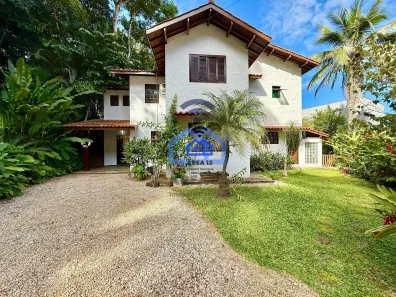 Casa de Condomínio com 3 Quartos à venda, 216m² no Massaguaçu, Caraguatatuba