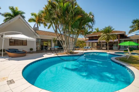 Fazenda/Sítio com 6 Quartos à venda, 1500m² no , Joanópolis
