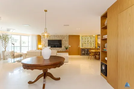 Apartamento com 4 Quartos à venda, 214m² no Mossunguê, Curitiba