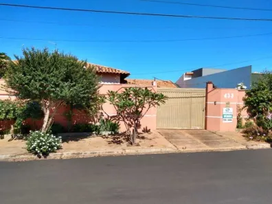 Casa com 2 Quartos à venda, 281m² no Residencial Cambuy, Araraquara