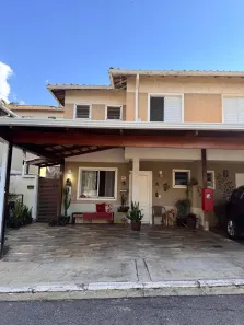 Casa de Condomínio com 3 Quartos à venda, 142m² no Cabral, Contagem