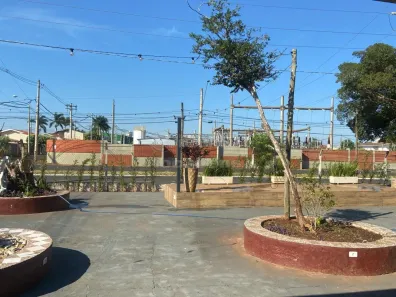 Imóvel Comercial para alugar, 1600m² no Parque Residencial Comendador Mançor Daud, São José do Rio Preto