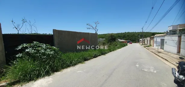 Lote/Terreno à venda, 360m² no Floresta Encantada, Esmeraldas