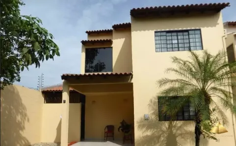 Casa com 3 Quartos à venda, 120m² no Goiabeira, Cuiabá