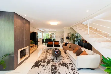 Casa com 4 Quartos para alugar, 300m² no Cidade Industrial, Curitiba