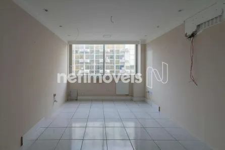 Sala Comercial à venda, 40m² no Caminho das Árvores, Salvador