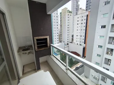 Apartamento com 2 Quartos para alugar, 80m² no Centro, Balneário Camboriú