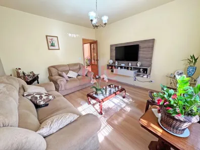 Sobrado com 3 Quartos à venda, 152m² no Parque Residencial Cidade Nova, Maringá