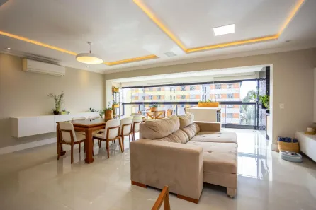 Apartamento com 4 Quartos à venda, 181m² no Água Verde, Curitiba
