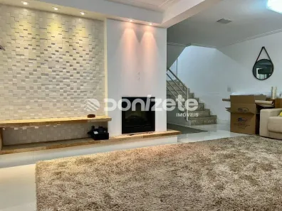 Sobrado com 3 Quartos à venda, 200m² no Vila Alice, Santo André