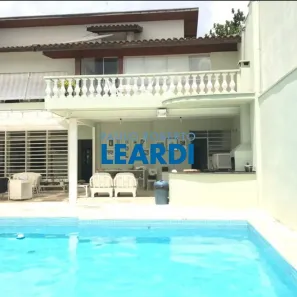 Sobrado com 4 Quartos à venda, 400m² no Sumaré, São Paulo