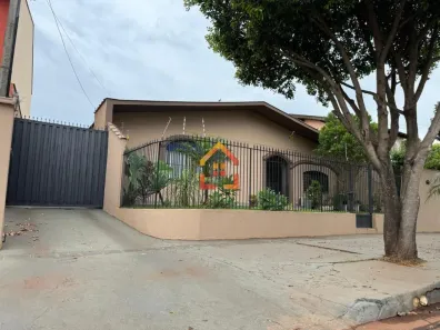 Casa com 3 Quartos para alugar, 400m² no Jardim Shangri-la A, Londrina