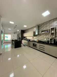 Casa com 3 Quartos à venda, 274m² no Morada do Ouro, Cuiabá