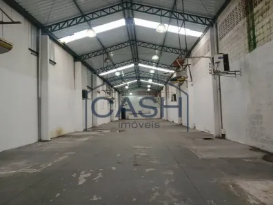 Galpão/Depósito/Armazém à venda, 750m² no Taquara, Rio de Janeiro