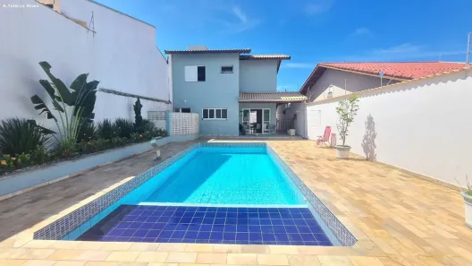 Sobrado com 5 Quartos à venda, 200m² no Balneario Gaivotas, Itanhaém