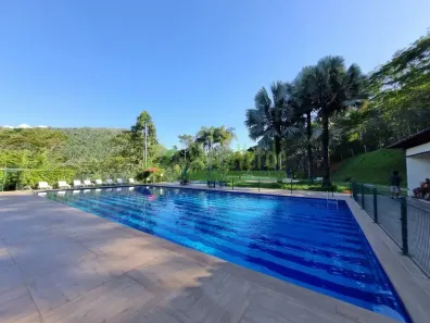 Apartamento com 3 Quartos para alugar, 150m² no Itaipava, Petrópolis