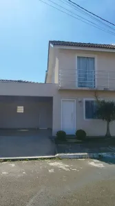Sobrado com 3 Quartos à venda, 80m² no Uvaranas, Ponta Grossa
