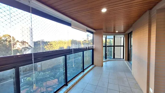 Apartamento com 3 Quartos para alugar, 161m² no Jardim Morumbi, São Paulo