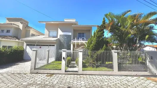 Casa com 3 Quartos à venda, 189m² no Centro, Palhoça