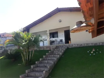 Fazenda/Sítio com 3 Quartos à venda, 880m² no Loteamento Pedra Bela, Atibaia