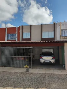 Sobrado com 3 Quartos à venda, 140m² no Pinheirinho, Curitiba
