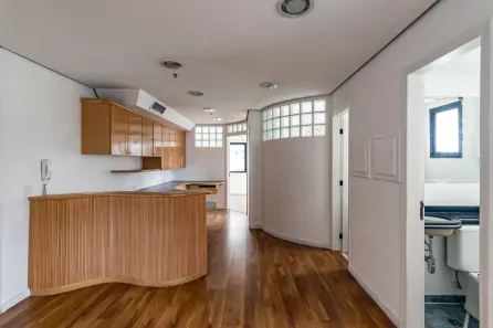 Ponto Comercial para alugar, 123m² no Liberdade, São Paulo