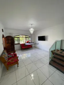 Sobrado com 3 Quartos à venda, 250m² no Catiapoa, São Vicente