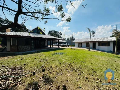 Casa de Condomínio com 3 Quartos para alugar, 250m² no Granja Viana, Cotia