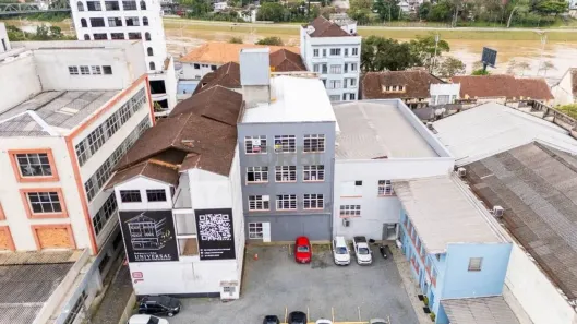 Prédio Comercial para alugar, 874m² no Centro, Blumenau