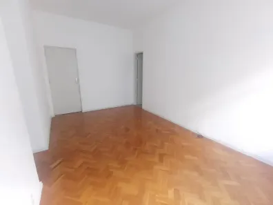 Apartamento com 2 Quartos para alugar, 42m² no Alto, Teresópolis