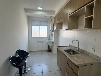 Apartamento com 1 Quarto para alugar, 48m² no Jardim Tupanci, Barueri