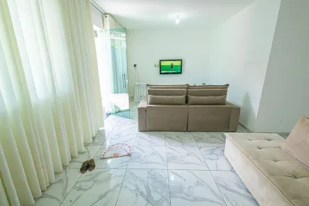 Casa com 4 Quartos à venda, 220m² no Santa Mônica, Belo Horizonte