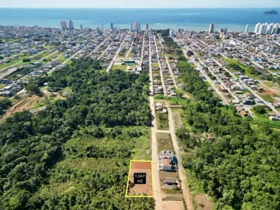 Lote/Terreno à venda, 1047m² no Itacolomi, Balneário Piçarras