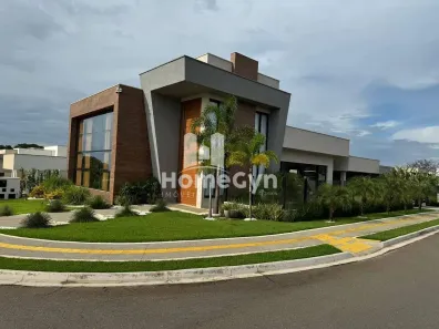 Casa de Condomínio com 4 Quartos para alugar, 243m² no Residencial Goiânia Golfe Clube, Goiânia