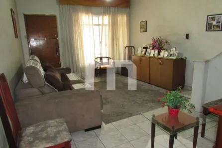 Sobrado com 2 Quartos à venda, 115m² no Vila Carrão, São Paulo