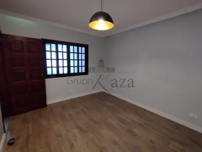 Casa com 3 Quartos para venda ou aluguel, 150m² no Jardim das Indústrias, São José dos Campos