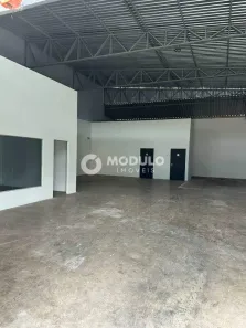 Galpão/Depósito/Armazém para alugar, 250m² no Laranjeiras, Uberlândia