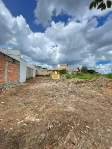Lote/Terreno à venda, 367m² no Silverado, Esmeraldas
