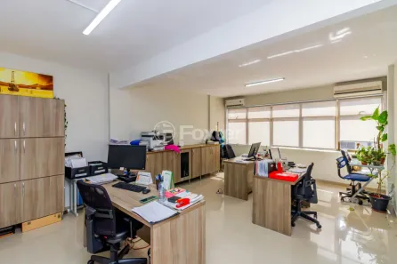 Sala Comercial à venda, 52m² no Centro Histórico, Porto Alegre