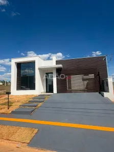 Casa de Condomínio com 3 Quartos à venda, 274m² no Jardins Parma, Senador Canedo