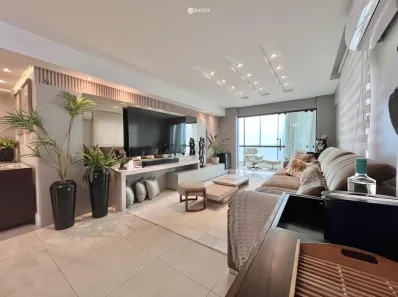 Apartamento com 4 Quartos para alugar, 250m² no Centro, Balneário Camboriú